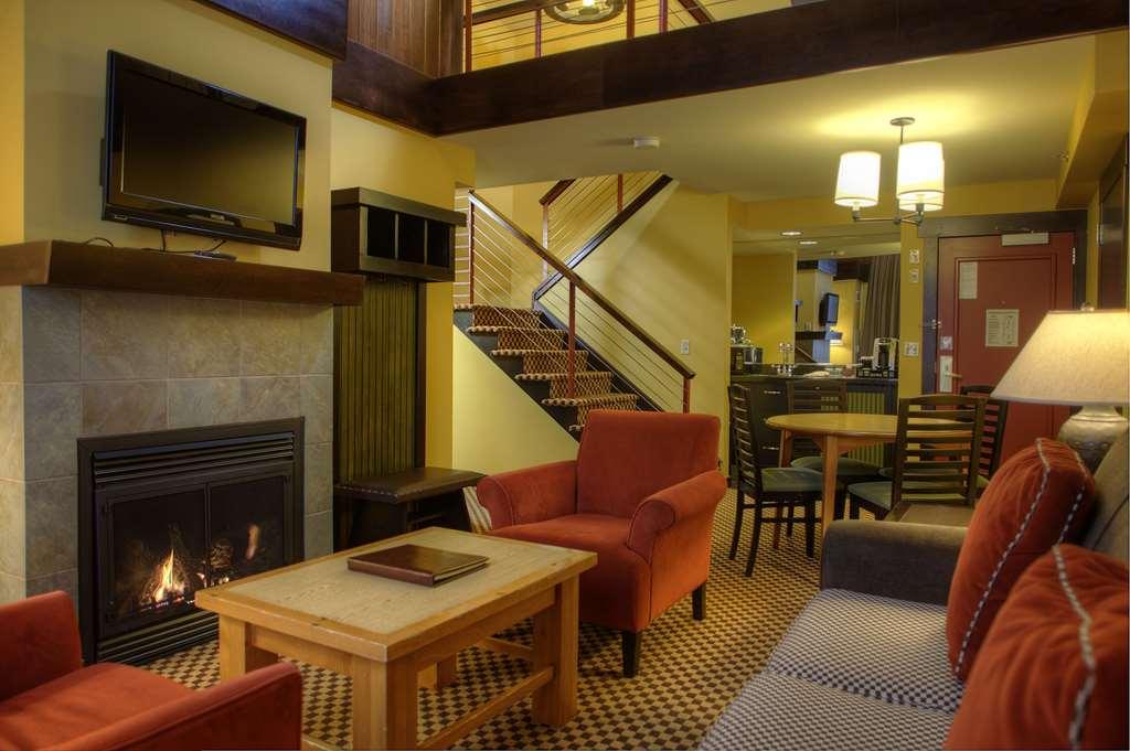 Bear Creek Mountain 3*