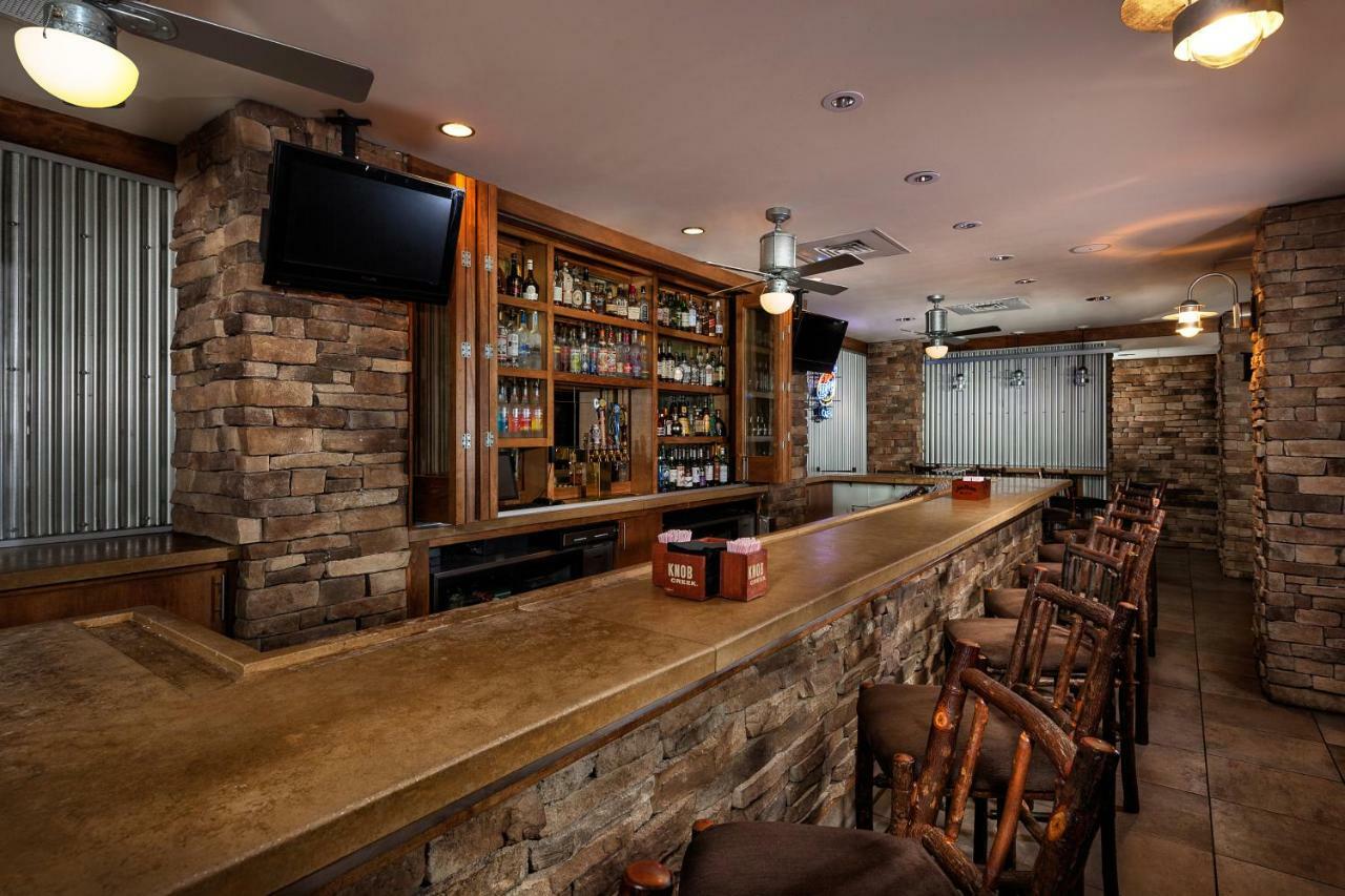 Bear Creek Mountain 3*